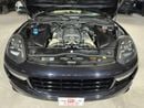 Porsche Cayenne Turbo S 4.8L (570 HP) 2016 | CARBON CERAMIC BRAKES (PCCB) | CARBON INTERIOR PACKAGE | SUNROOF