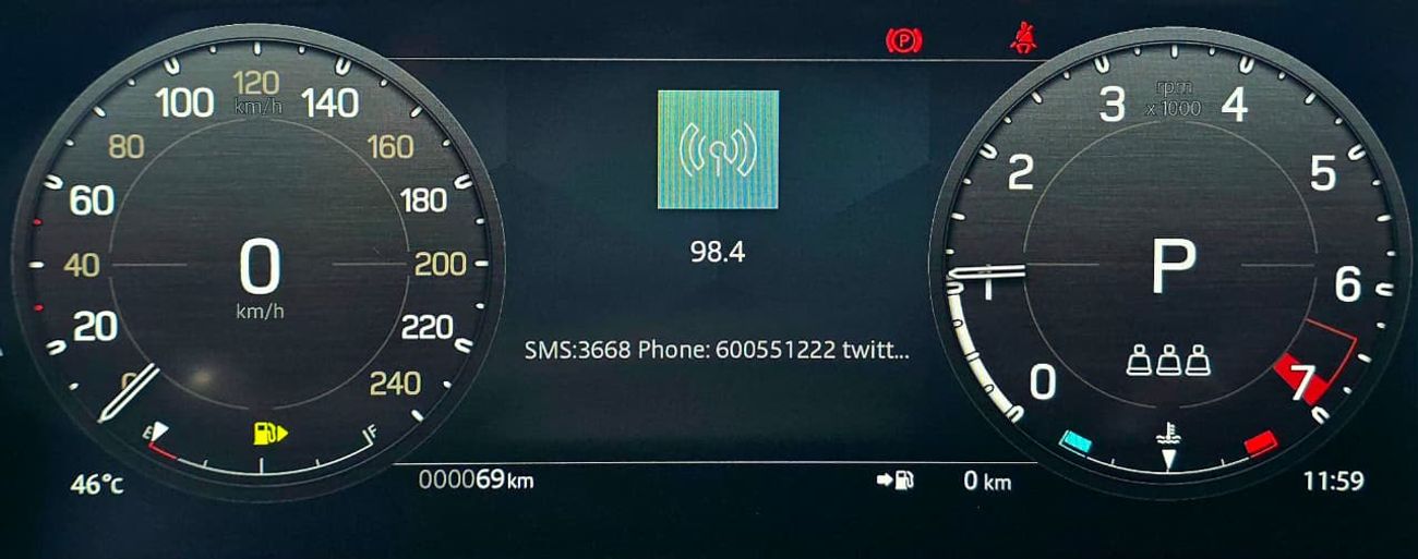 Land Rover Defender P400 90 X-Dynamic HSE 3.0L (5 Seater) X Dynamic HSE Under Warranty 2025 5 Seater