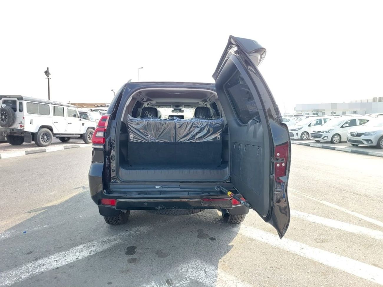 Toyota Land Cruiser TOYOTA LAND CRUISER PRADO SUV RHD 2023 MODEL 2.7 L PETROL AUTOMATIC(PM66034)