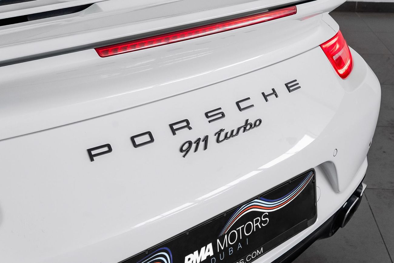 Porsche 911 Turbo 3.8L (520 HP) Coupe