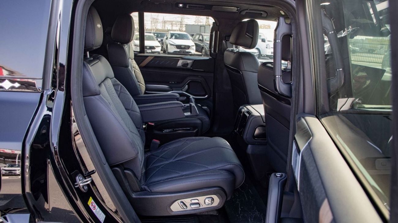 بي واي دي ليوبارد 8 Smart and Brave Flagship Edition (6 Seats) 21-inch Rims | 2025 | Ready Stock Limited Q