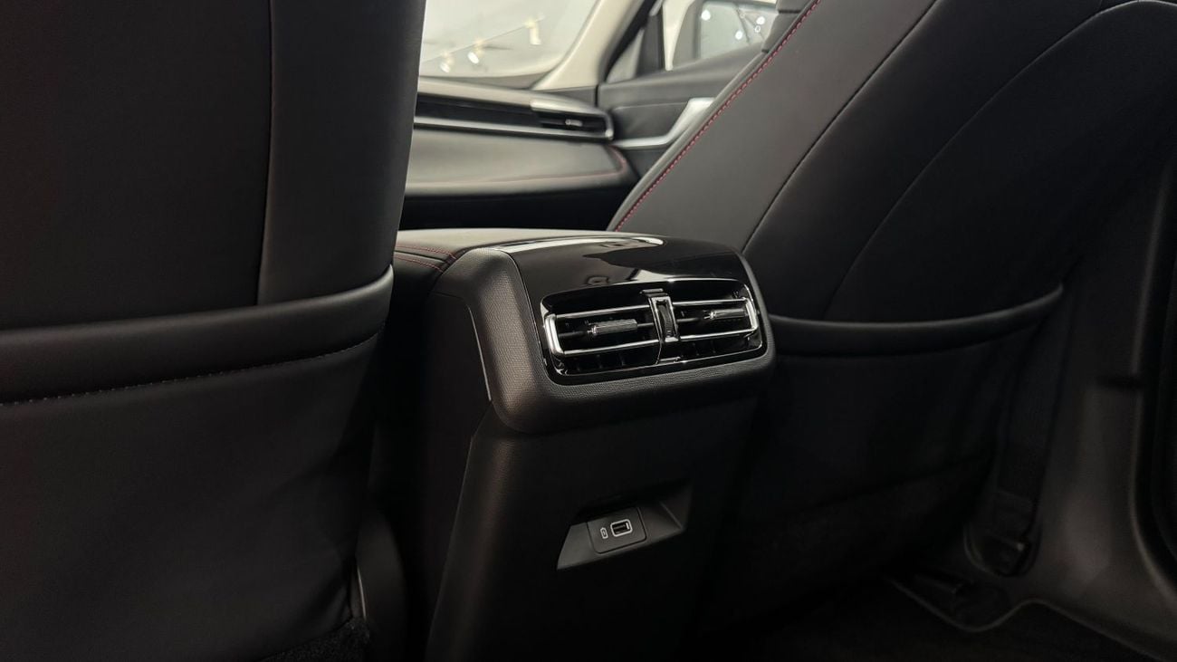 جي إي سي إمكو Hybride GE | 2026 | AED 1,225/ Month | Gargash Warranty | Service History