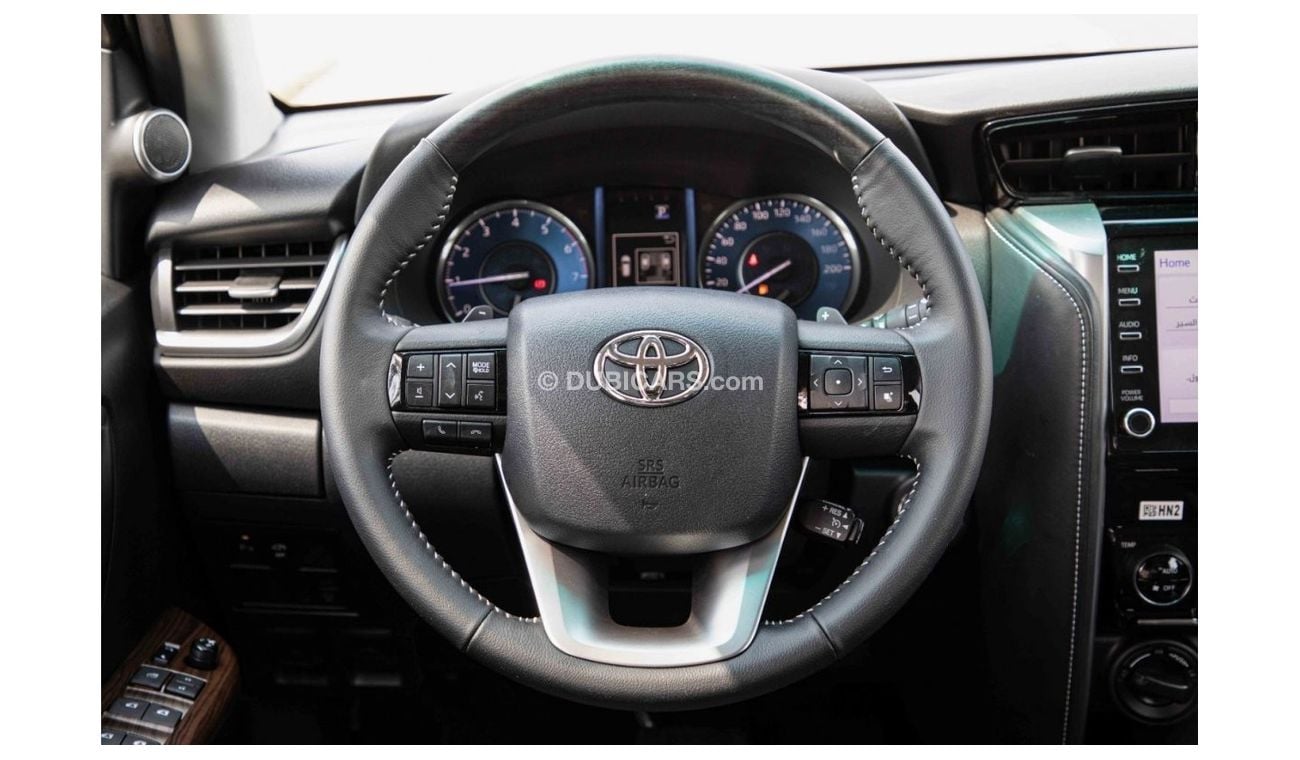 Toyota Fortuner 2023 Toyota Fortuner 4x4 4.0 HI P A/T - Black inside black