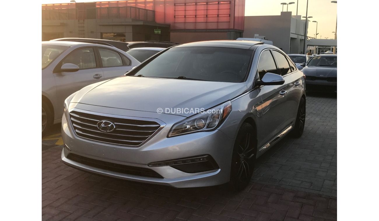 Used Hyundai Sonata Limited 2015 for sale in Dubai - 565213