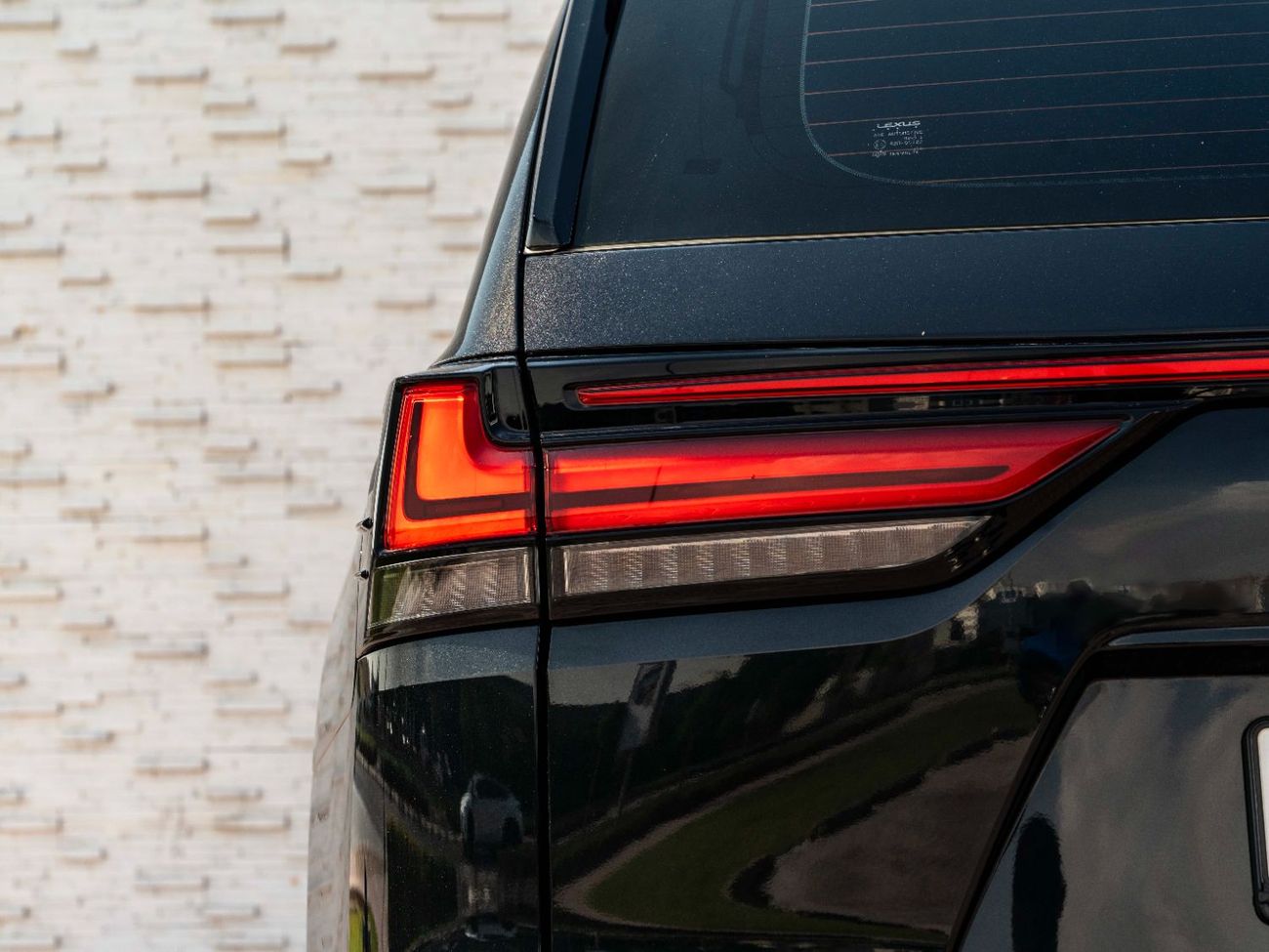 Lexus LX 600 Prestige 3.5L ( CYL)