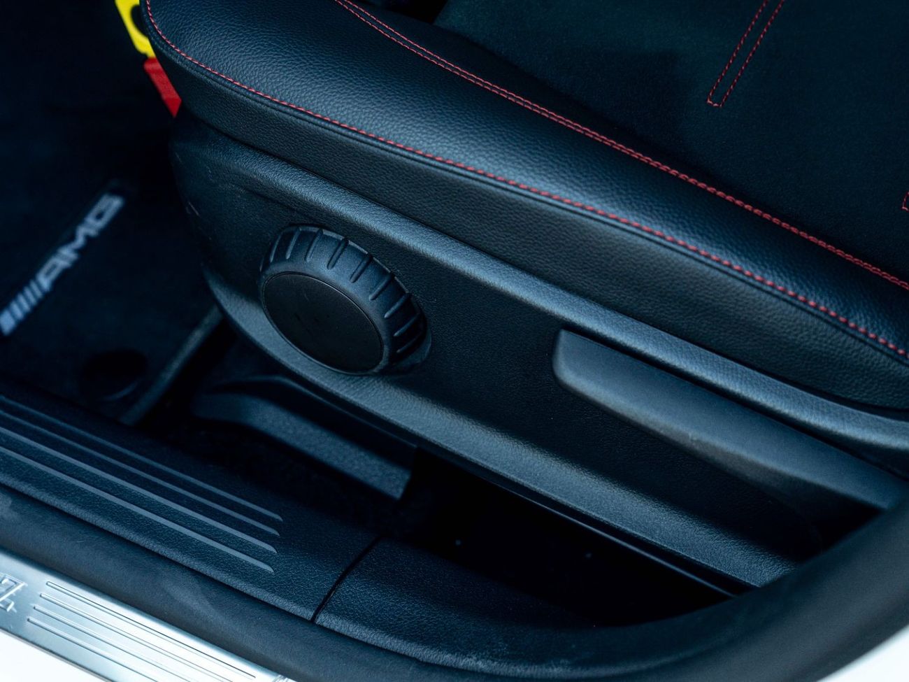 Mercedes-Benz A 200 AMG AED 2,359 PM • A200 AMG • ONLY 9,000 KMS • OFFICIAL MERCEDES-BENZ EMC WARRANTY UNTIL 2027