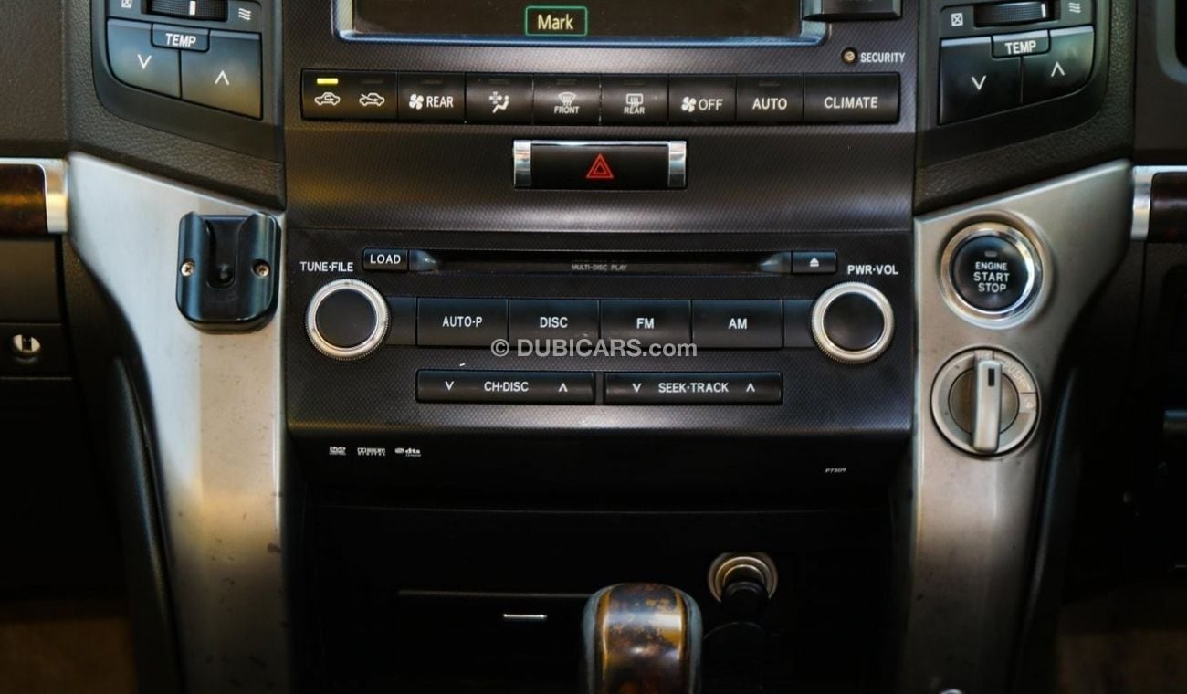 Toyota Land Cruiser SAHARA v8