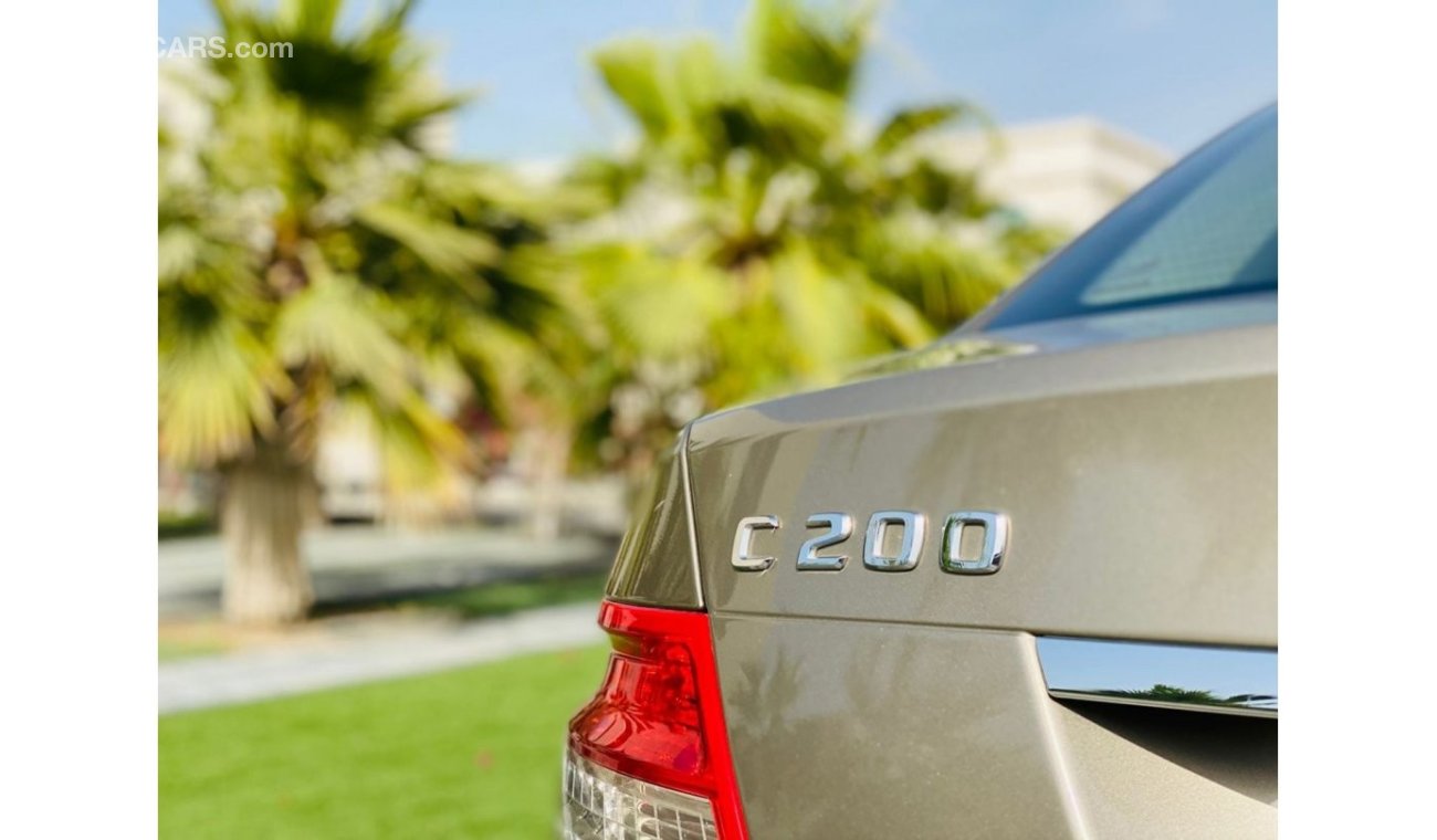 Mercedes-Benz C 200 Mercedes - BENZ C200 KOMPRESSOR || GCC || Very Well Maintained