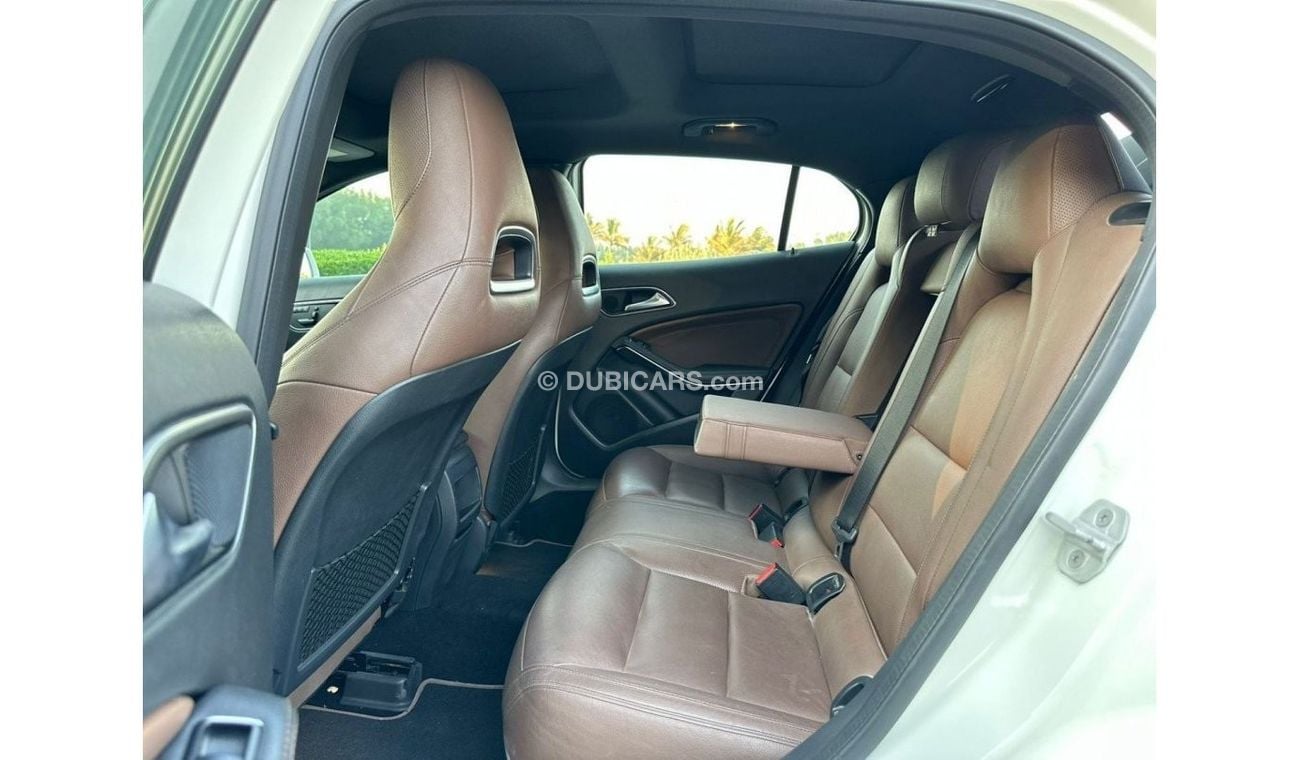 Mercedes-Benz GLA 250 Std mercedes GLA-250 GCC 2017 GOOD CONDITION // FULL OPTION