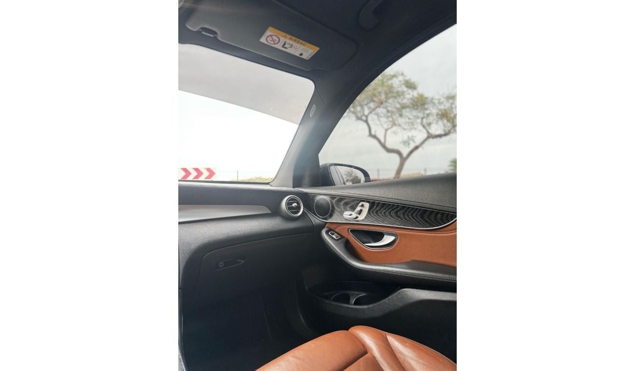 مرسيدس بنز GLC 250 Coupe AMG 2.0L