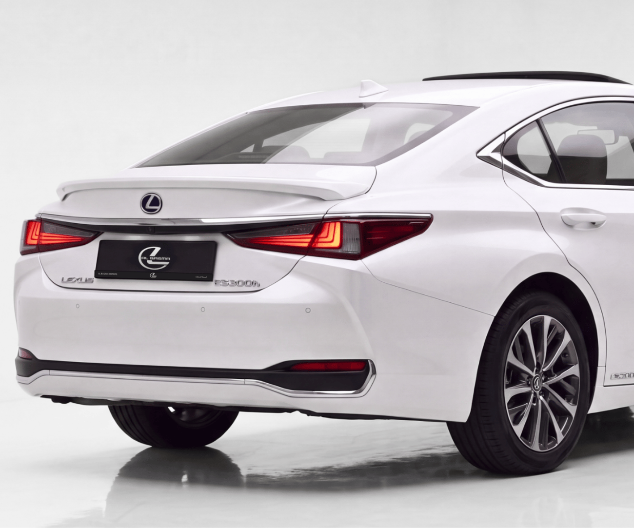 Lexus ES300h 2.5