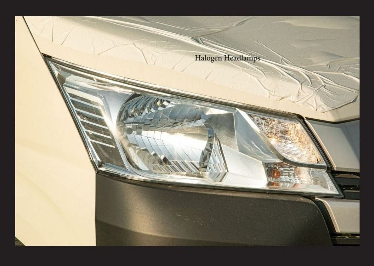 Toyota Hiace 2023 TOYOTA HIACE 2.8L 14str Diesel Manual Zero KM