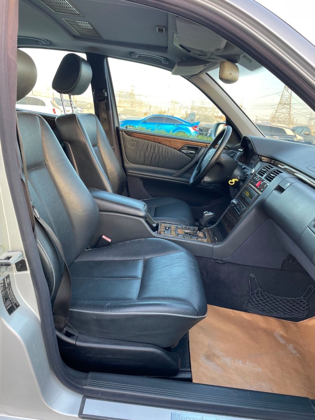 مرسيدس بنز E 320 STD