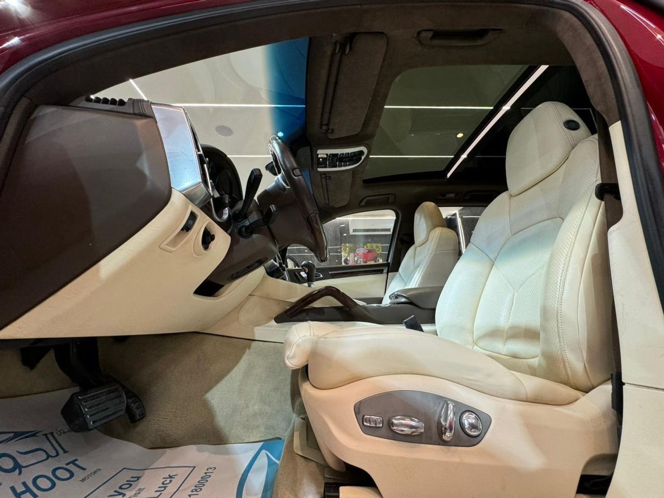 Porsche Cayenne GTS 4.8L BEST PORSCHE CAYENNE GTS I| FULL OPTIONS || GCC || FREE ACCIDENTS || WELL MAINTAINED