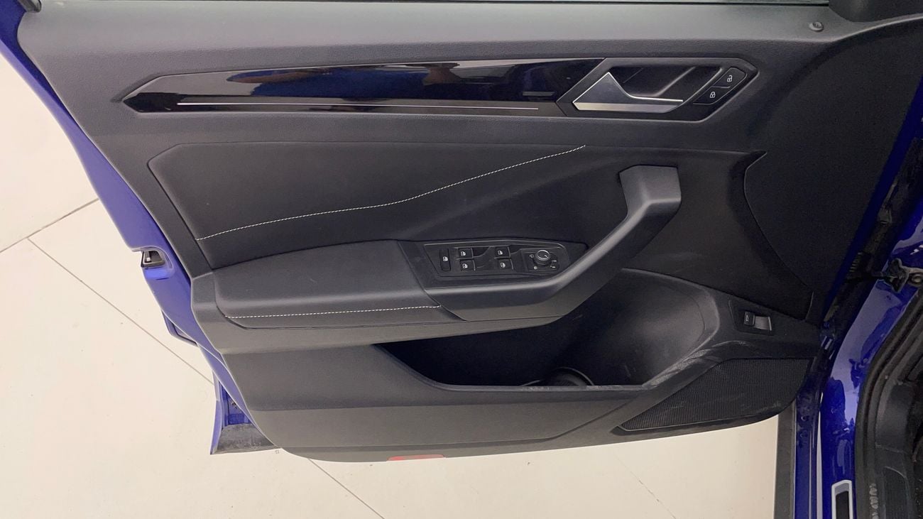 Volkswagen T ROC R LINE 1.4 | Zero Down Payment | Home Test Drive