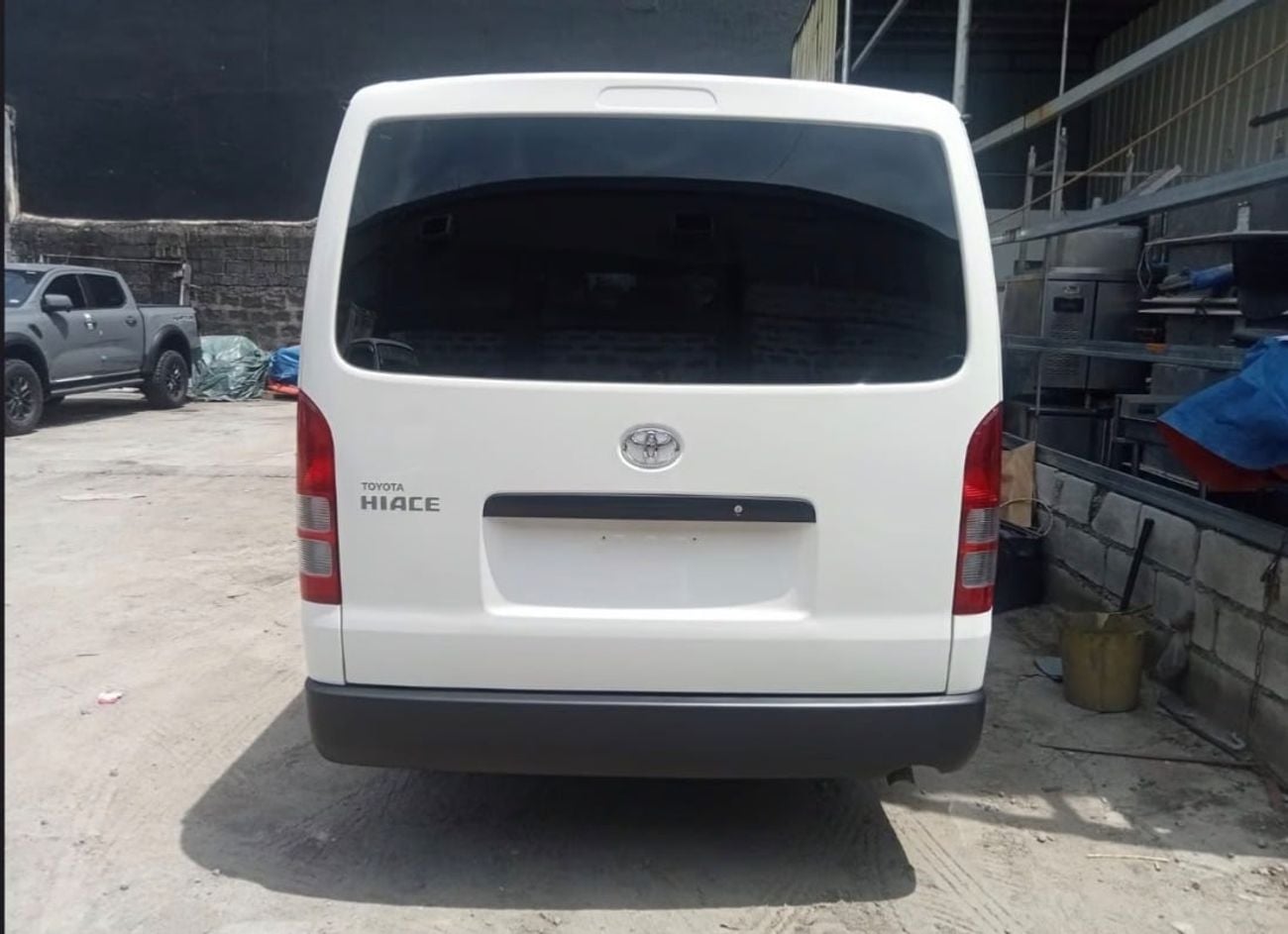 Toyota Hiace 2026 TOYOTA HIACE VAN CARGO 3.0L DIESEL  5MT