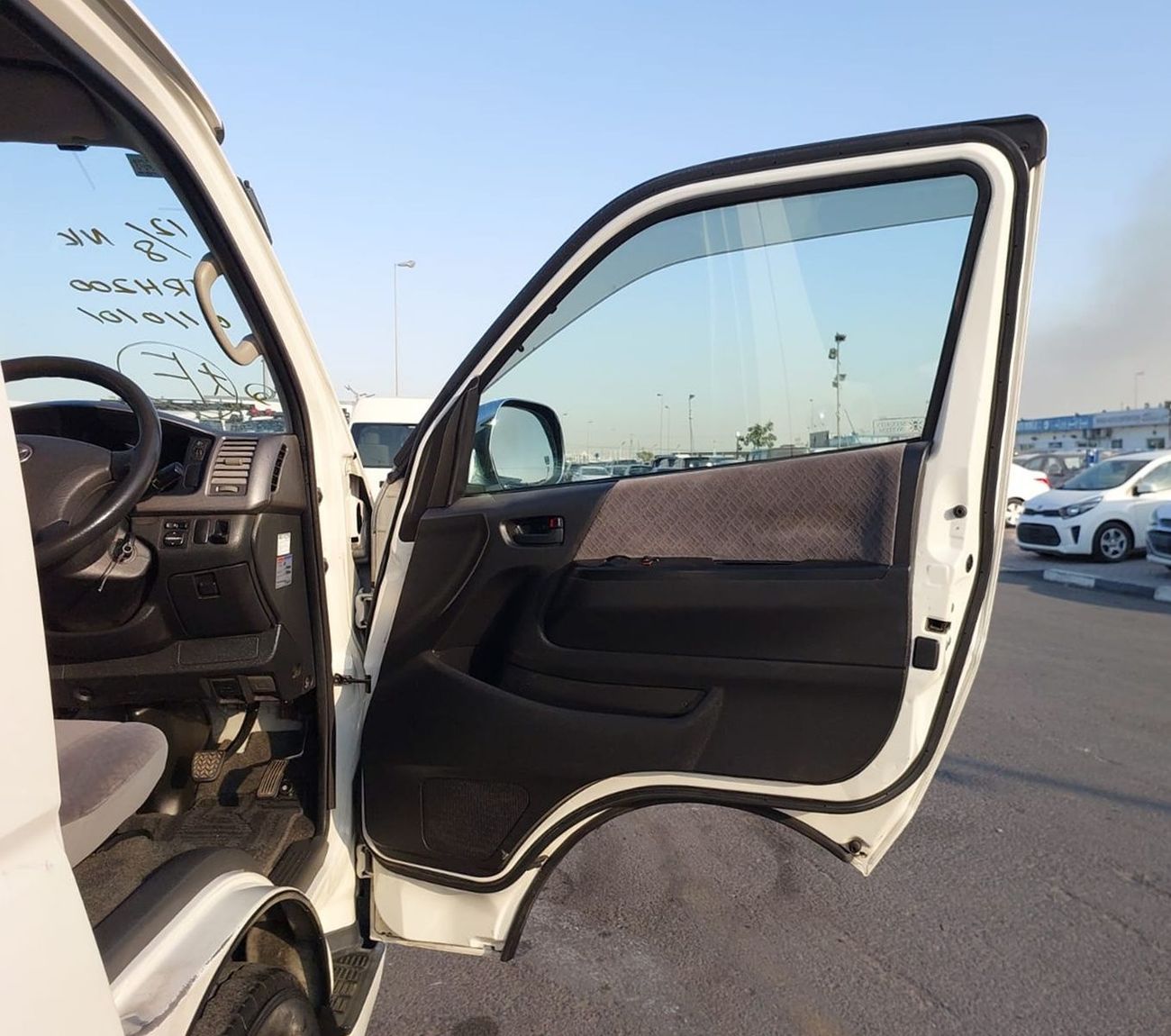 Toyota Hiace (RAMADAN OFFER) TOYOTA HIACE VAN RHD 2009 MODEL 2.0 L PETROL AUTOMATIC(PM10101)