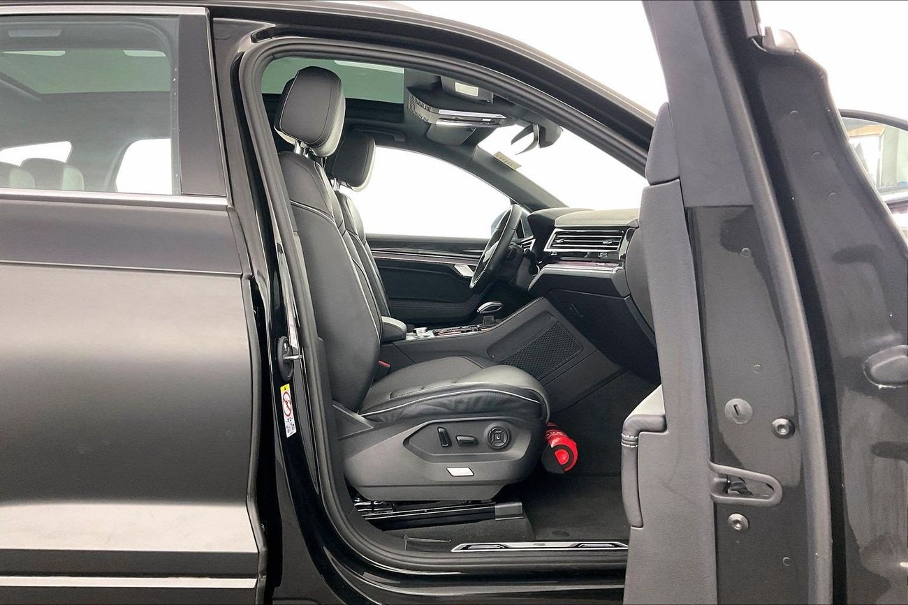 فولكس واجن طوارق R-Line | شامل الضمان | 0 ﺪﻔﻋﺓ ﺃﻮﻟﻯ