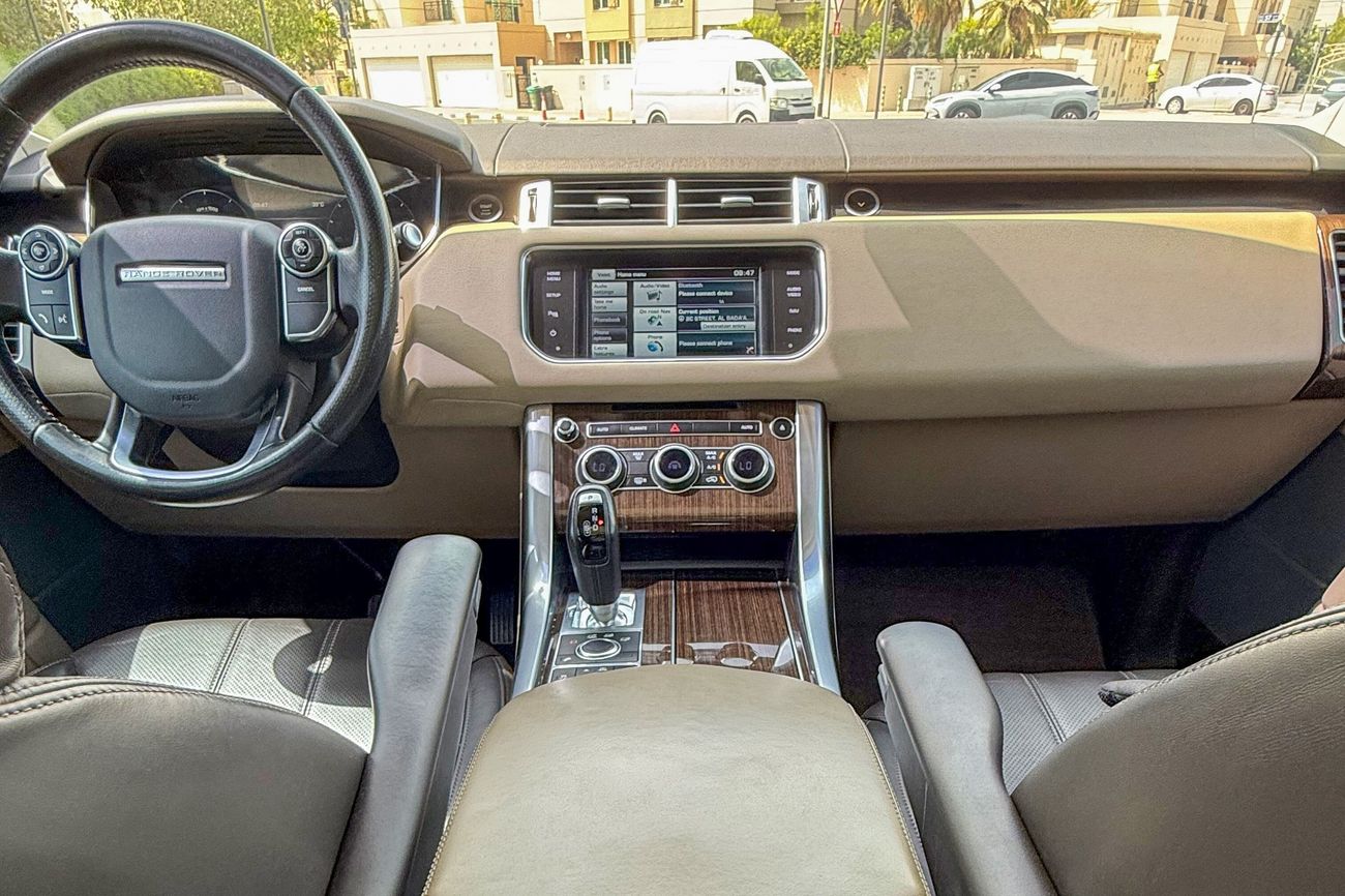 Land Rover Range Rover Sport HSE 3.0L BLACK EDITION