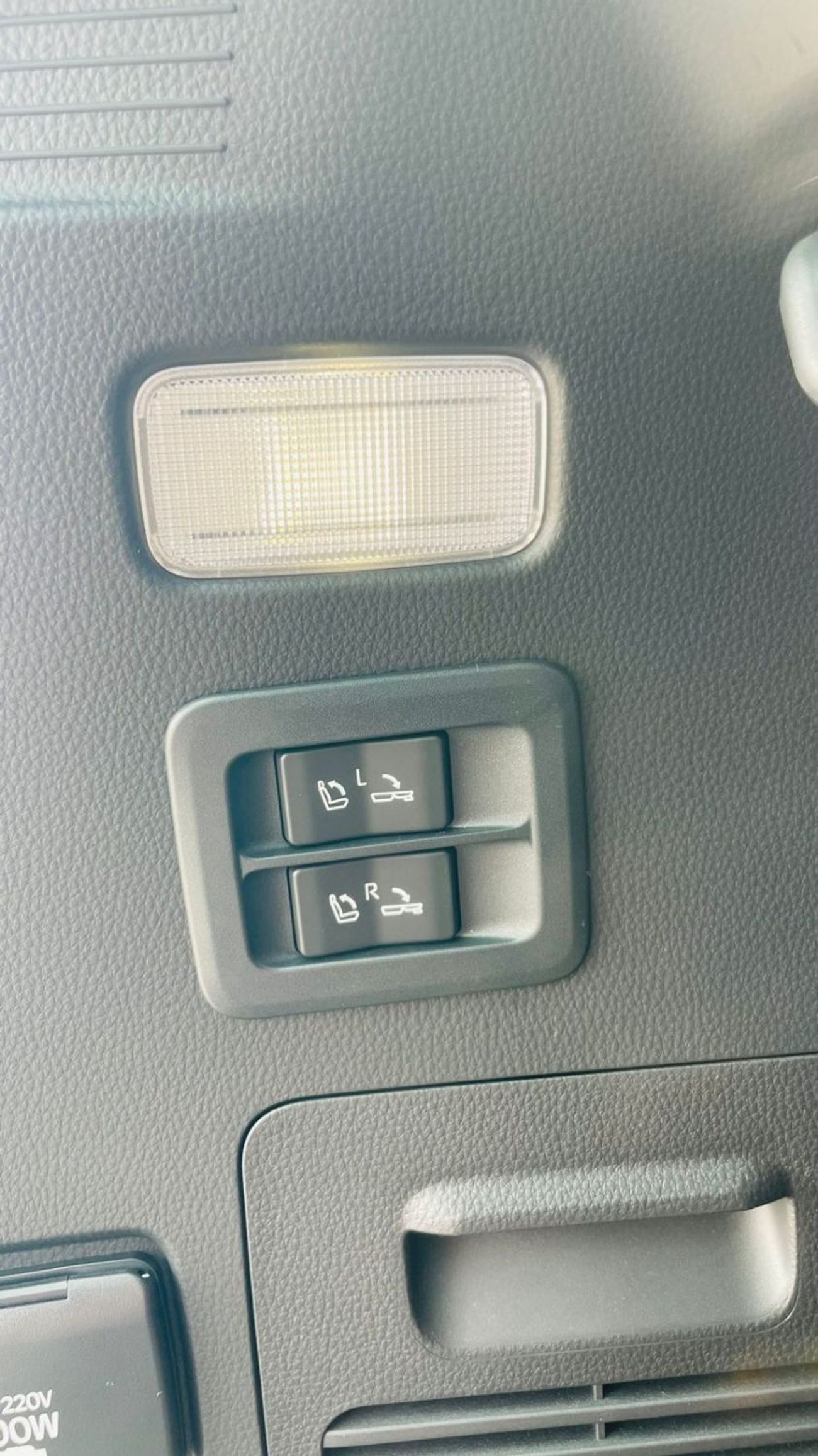 Toyota Land Cruiser LANDCRUISER GR SPORT