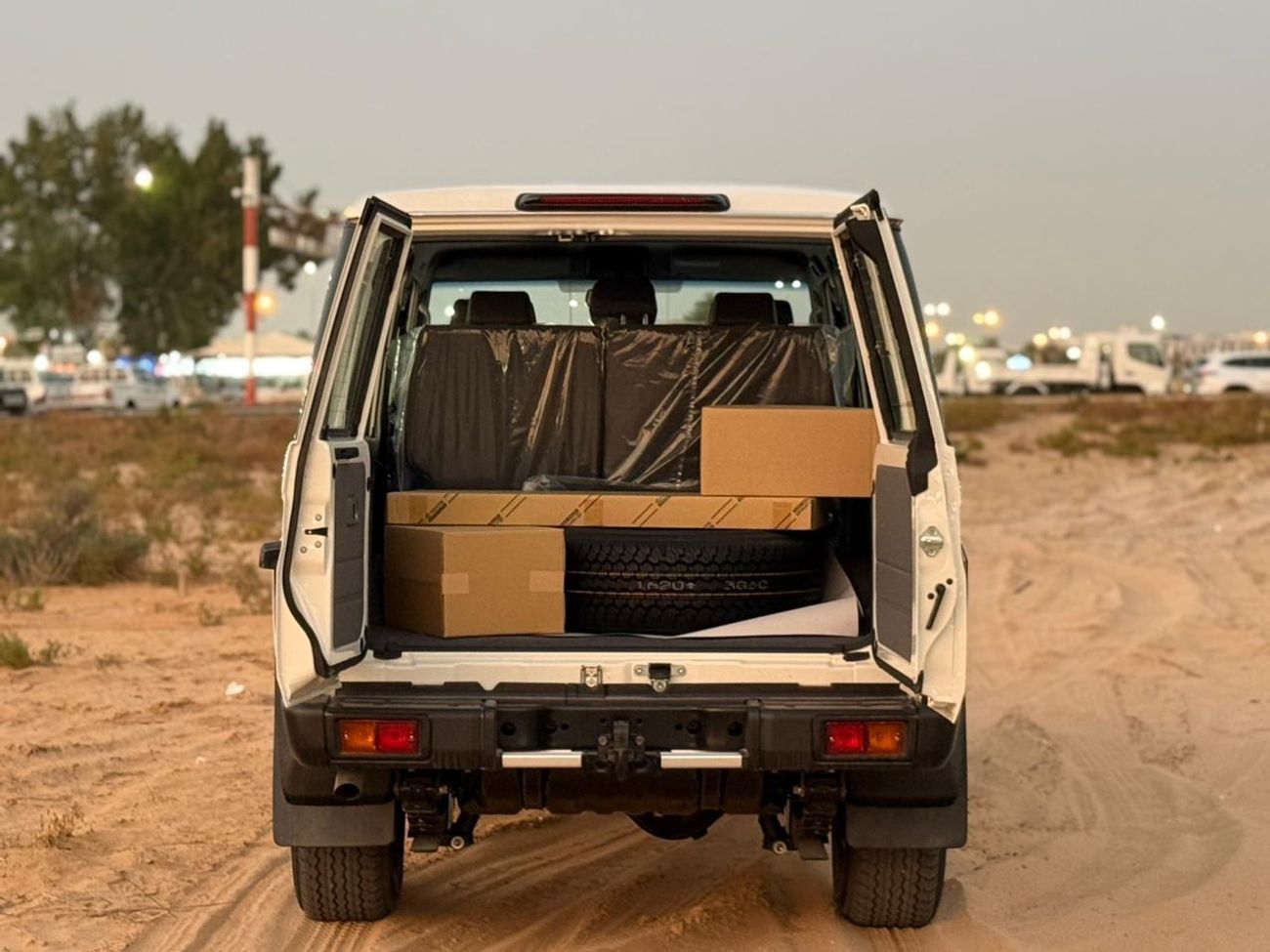 Toyota Land Cruiser 70 Std 4.0L AWD