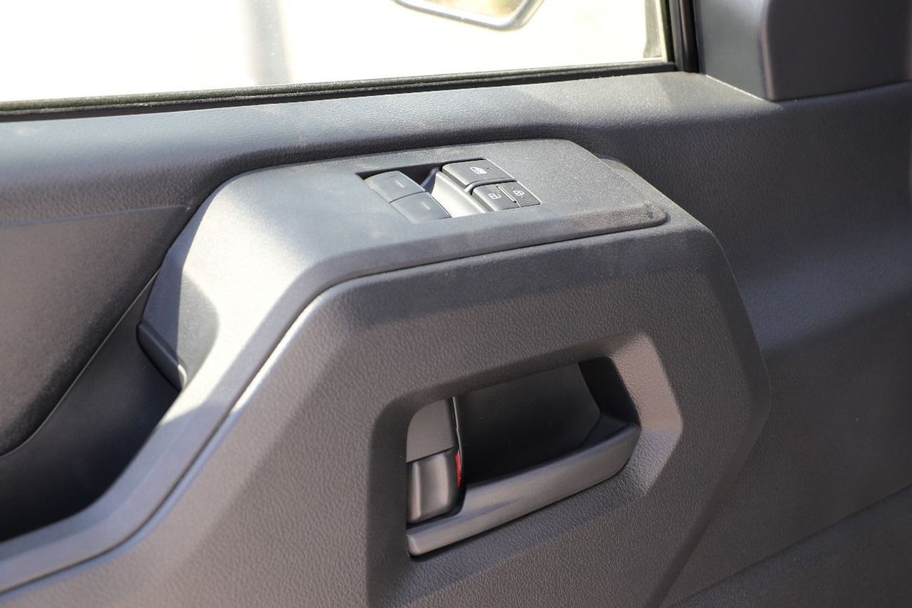 Toyota Hiace 2025 Model Toyota Hiace 3.5L High roof Cargo Van Petrol AT