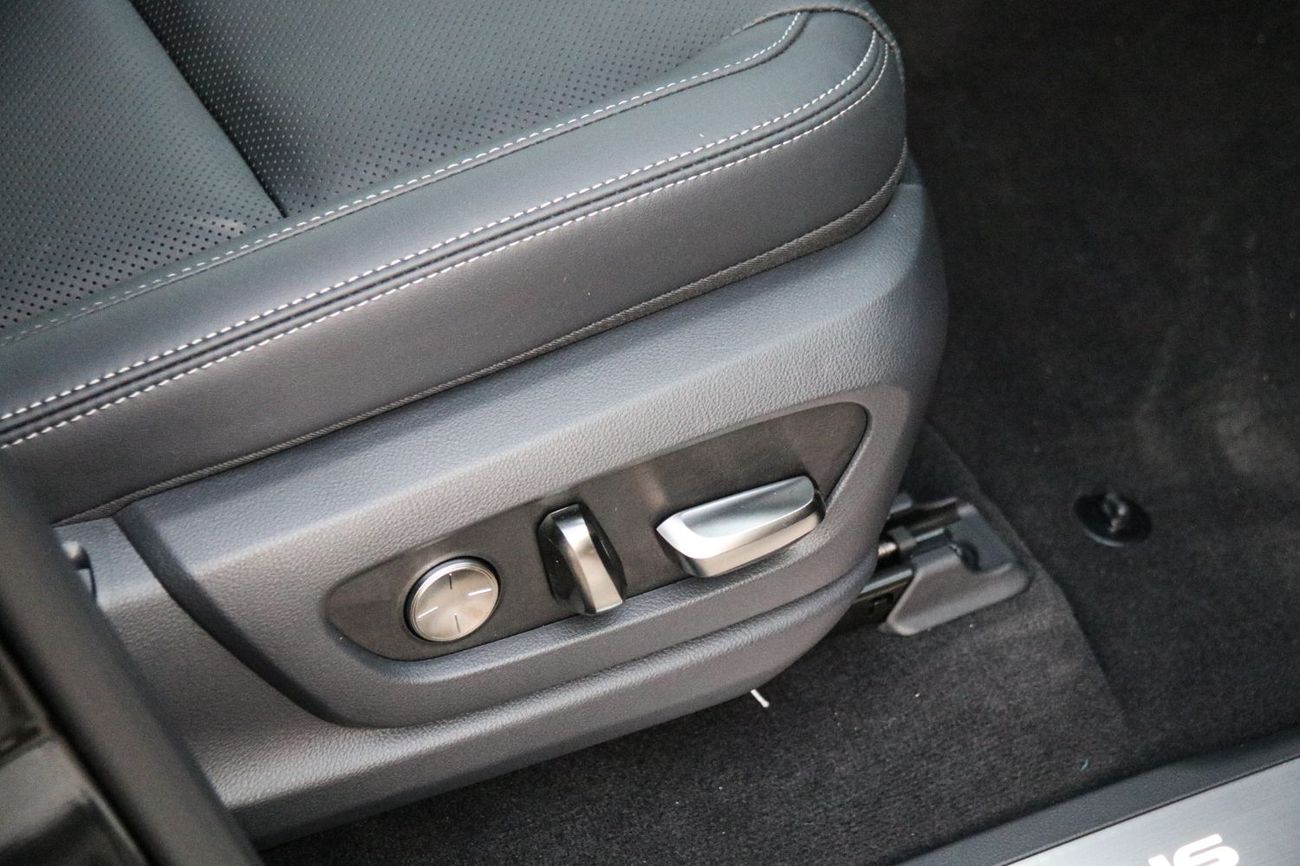 Lexus LX 700h Lexus LX700 HYBRID SIGNATURE 2025 | BEST EXPORT PRICE | 7 seater