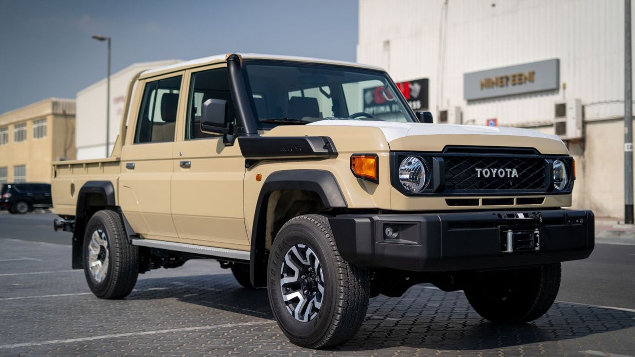 Toyota Land Cruiser Pick Up 79 V6 4.0L Petrol A/T 2025YM