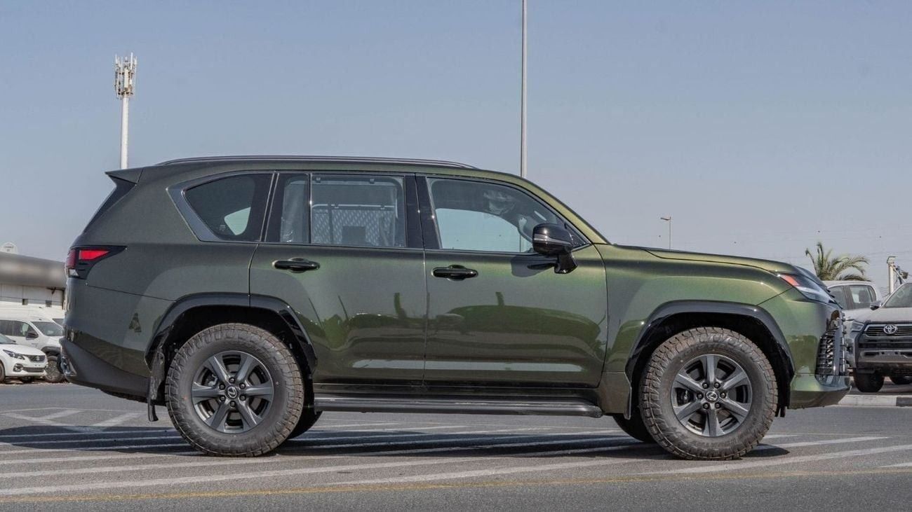 Lexus LX 600 2025 Lexus LX600 Over-Trail 3.5L AT Petrol (Green)