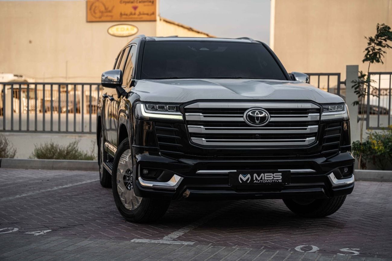 Toyota Land Cruiser 3.3L DIESEL VXR FULL OPTION WITH VIP MBS AUTOBIOGRAPHY 4 SEATER + MASSAGE FUNCTION AND ROOF STAR LIG