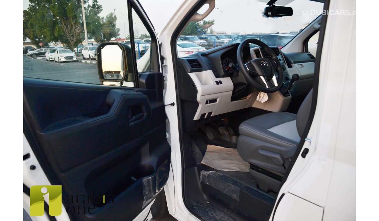 Toyota Hiace 3.5L - M/T with LEATHER SEATS, WHITE BUMPER & REAR LCD SCREEN