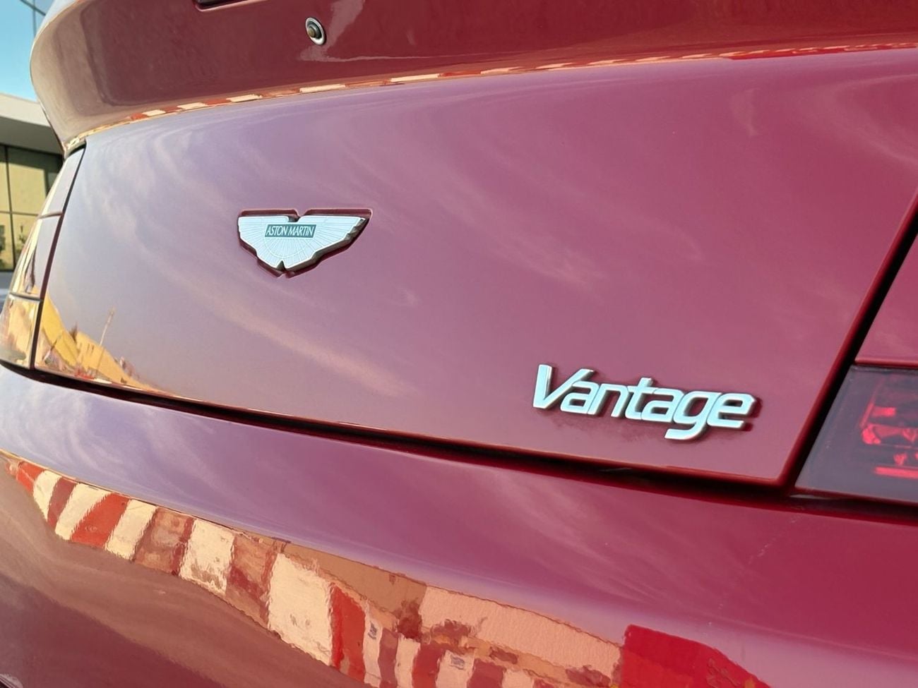 أستون مارتن فانتيج ASTON MARTIN VANTAGE | 4.7L V8 | 2009 | GCC SPECS