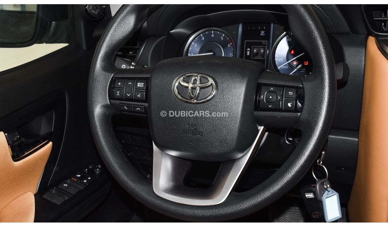 Toyota Fortuner 2023 Toyota Fortuner 4x4 2.7L Low Option Petrol AT - Grey inside chamois - Export Only