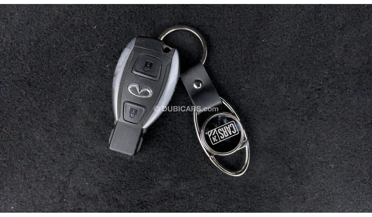 Infiniti Q30 Luxe 1600