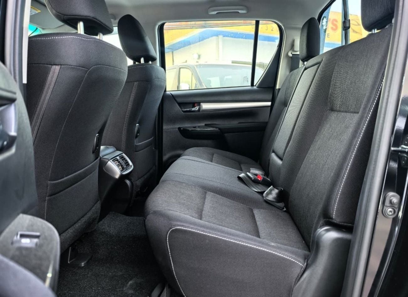 Toyota Hilux SGLX 2025 TOYOTA HILUX 2.7L PETROL MANUAL TRANSMISSION
