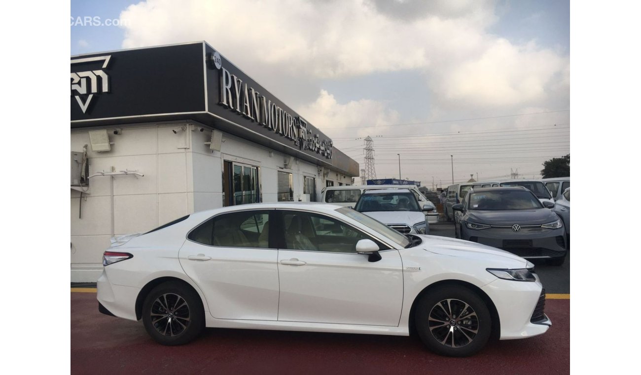 Toyota Camry LE Toyota Camry LE (AXVH71) 2.5L Hybrid, Sedan, FWD, 4 Doors, Color White, Model 2020, Push Start, A