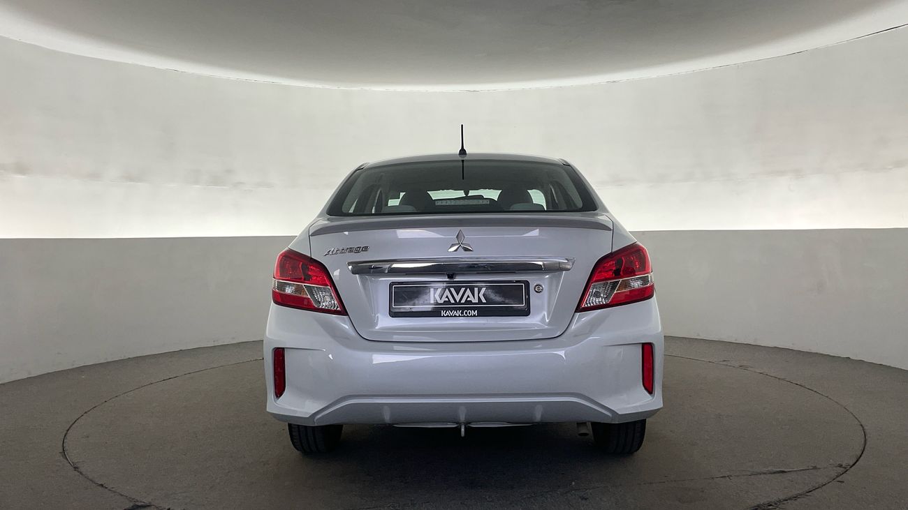 ميتسوبيشي اتراج GLX Full | upto AED 20,000 Ramadan Discount | شامل الضمان | 0 ﺪﻔﻋﺓ ﺃﻮﻟﻯ