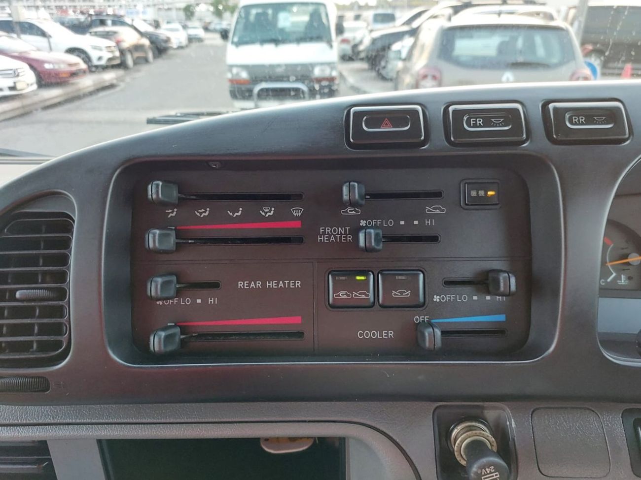 Toyota Coaster TOYOTA COASTER BUS RHD 2007 MODEL 4.0 L DIESEL MANUAL(PM52584)