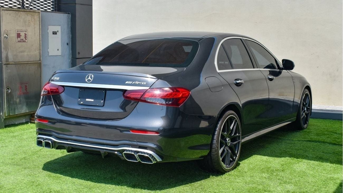 Mercedes-Benz E 350 2.0L  Rear-Wheel Drive