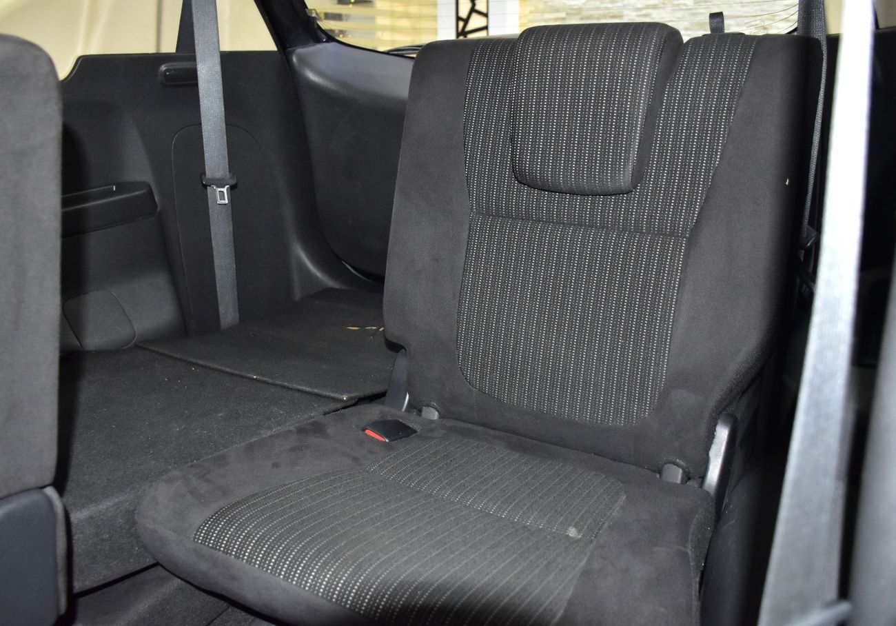 Mitsubishi Xpander EXCELLENT DEAL for our Mitsubishi Xpander ( 2022 Model ) in Grey Color GCC Specs