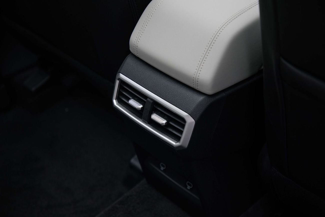 Kia Sportage Premium 1.5L - Grey Inside Grey | Export Only