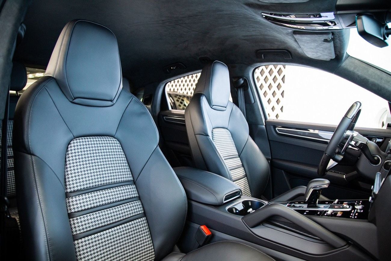 Porsche Cayenne GTS