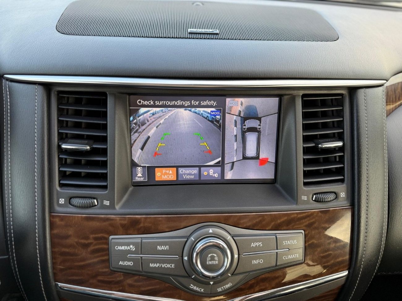 نيسان أرمادا Nissan Armada 4WD Platinum Full Option