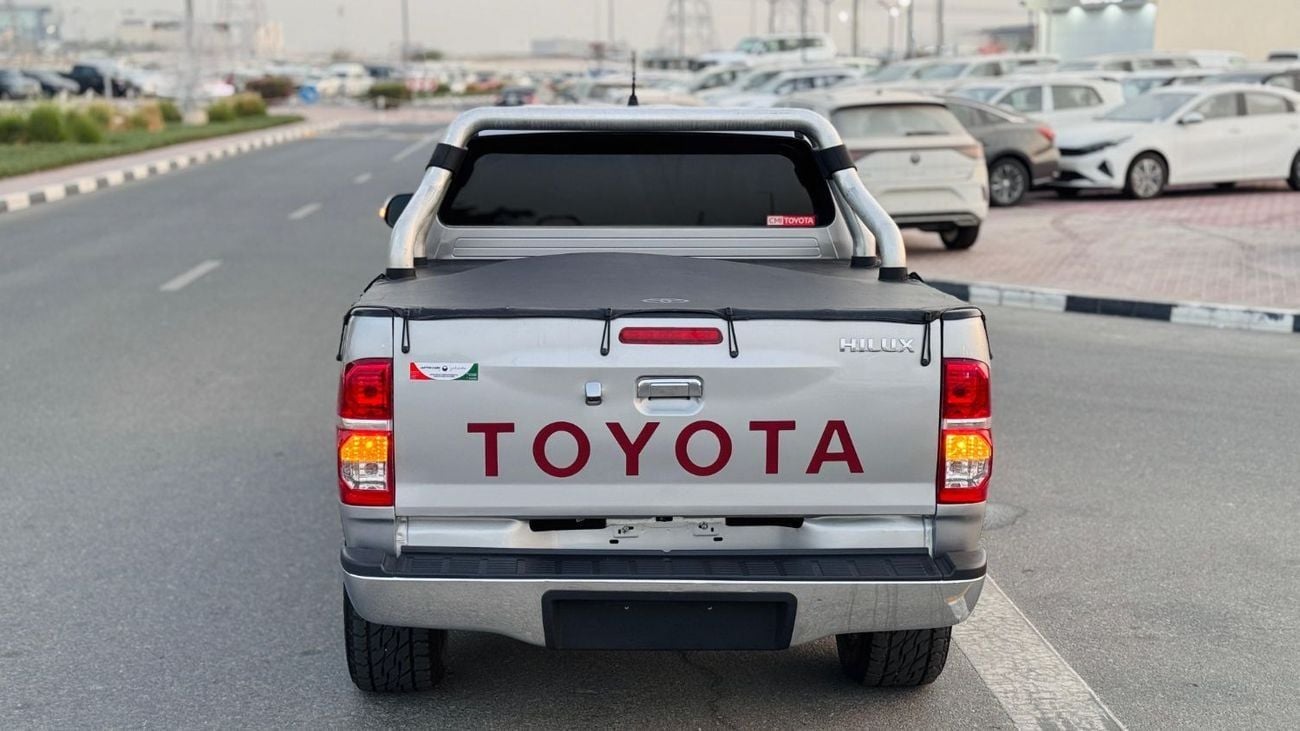 Toyota Hilux DOUBLE CABIN | 3.0L DIESEL | BULL BAR + ROLL BAR | RHD | AUTOMATIC  TRANSMISSION | 2015