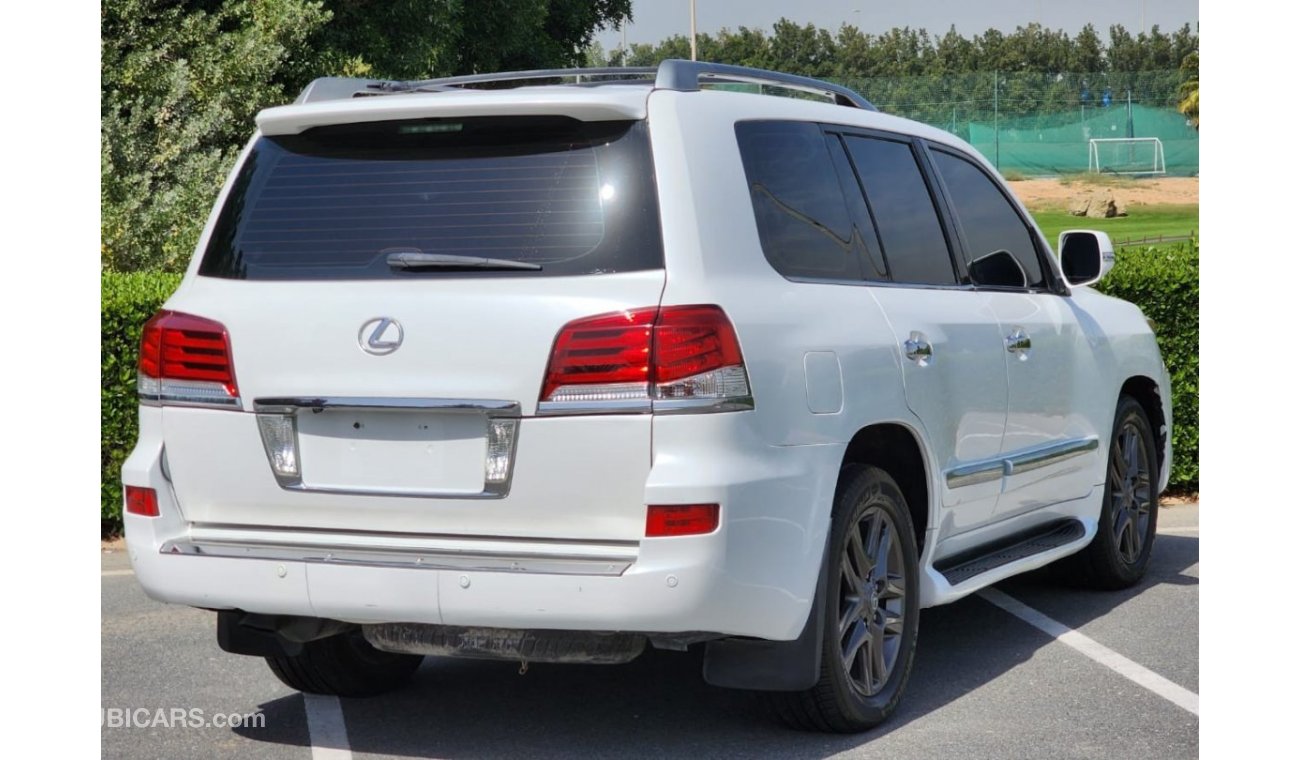 Lexus LX570