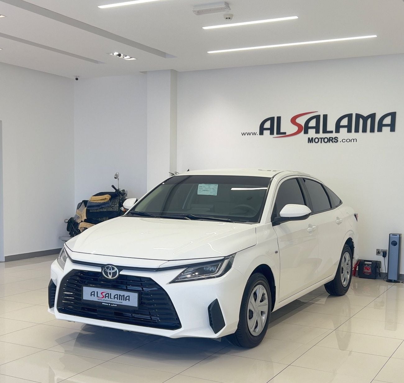 Toyota Yaris E
