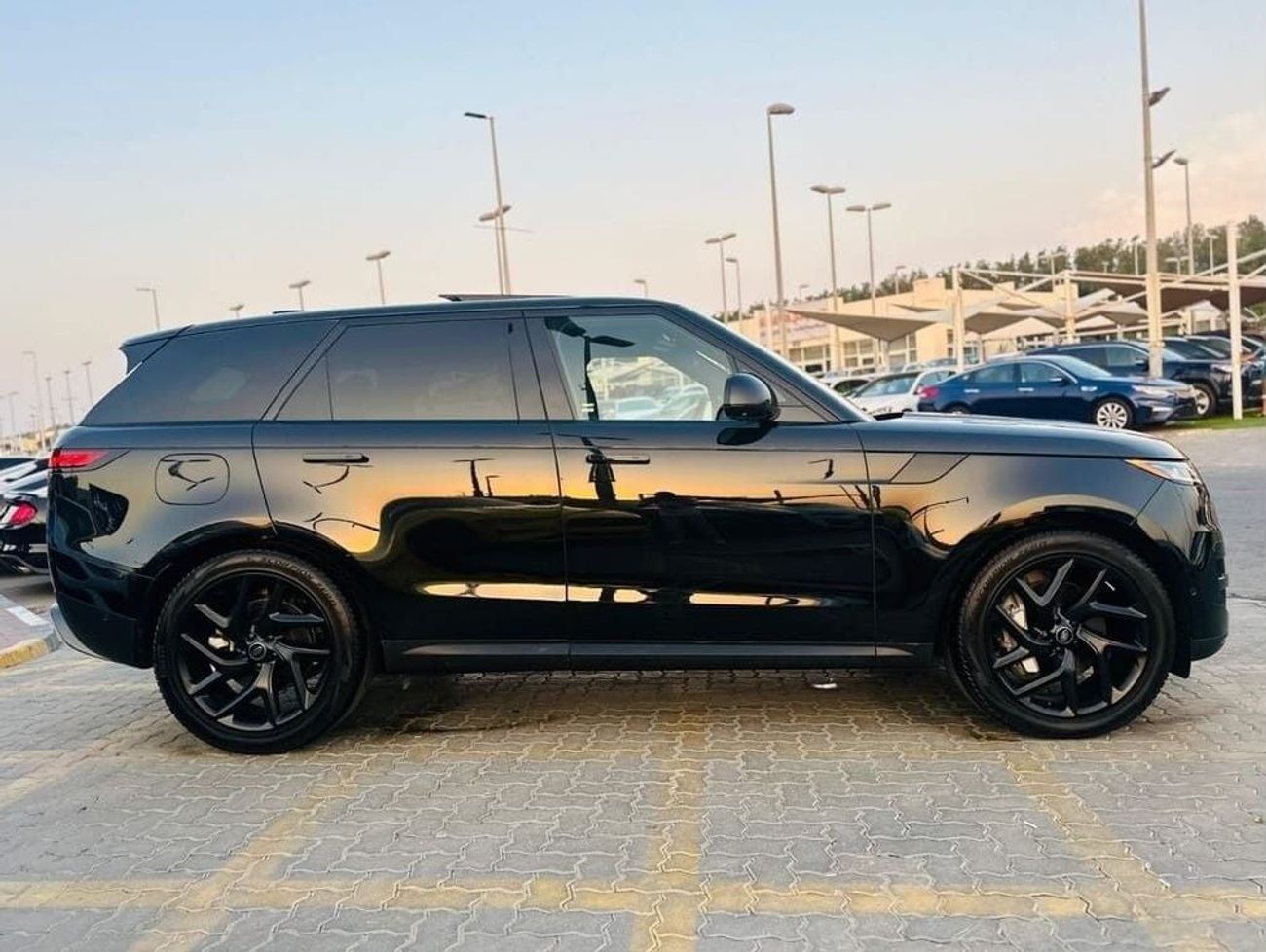 Land Rover Range Rover Sport Monthly AED 6800/- | 0% DP | Clean Title | Panoramic Roof | Wade Sensing | # 10479