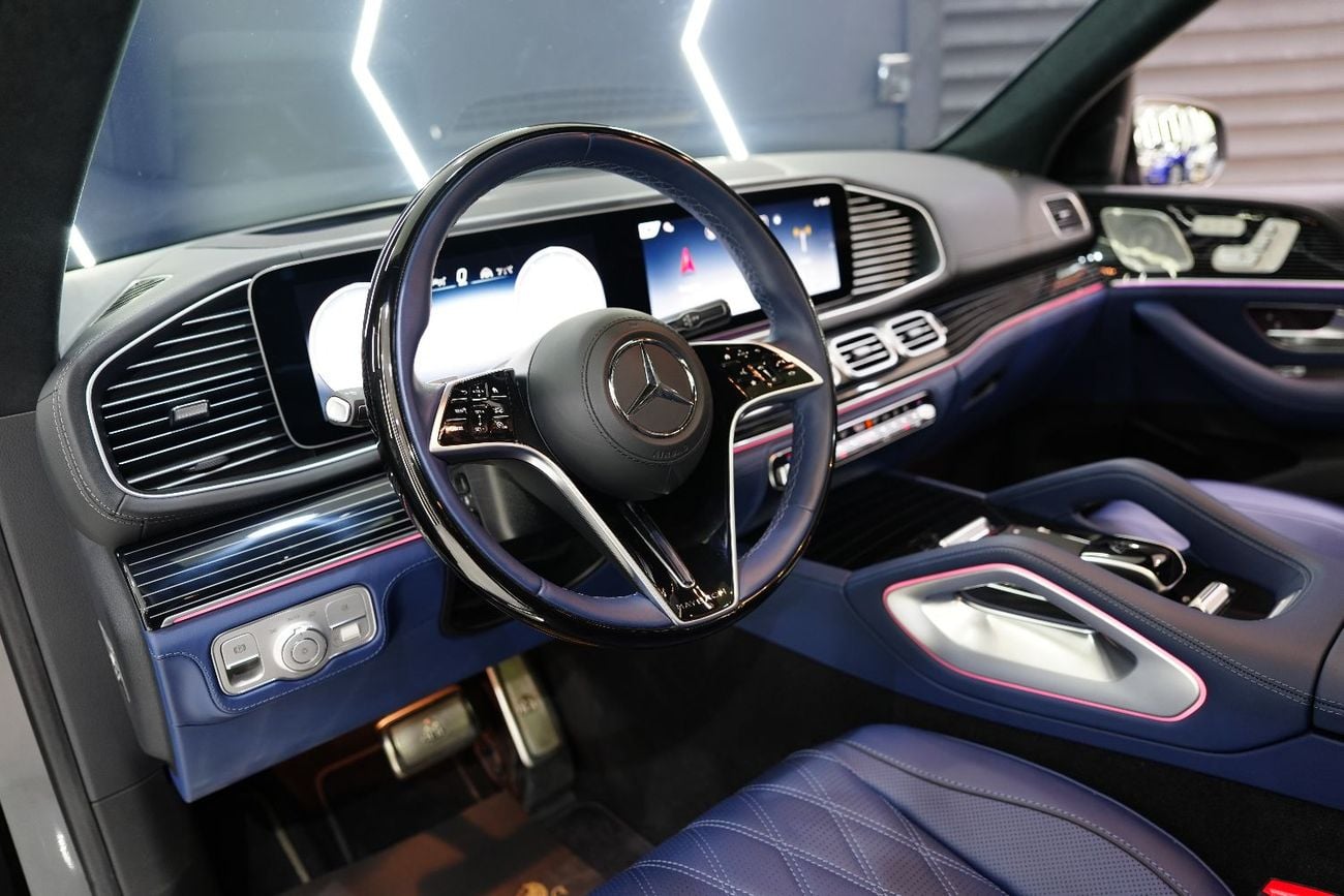 Mercedes Maybach GLS600 Maybach Rare Blue Executive Interior, Rear Entertainment Screens!!
