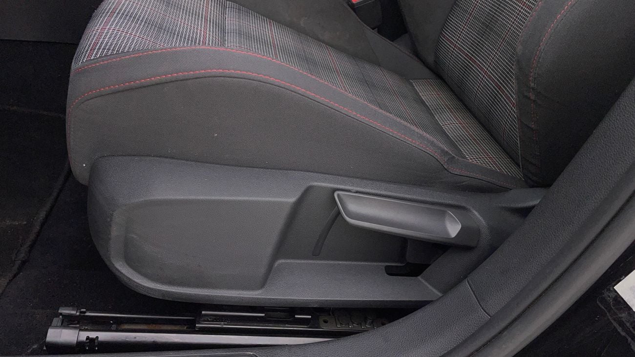 فولكس واجن جولف GTI GTI 2 | بدون دفعة مقدمة | اختبار القيادة في المنزل