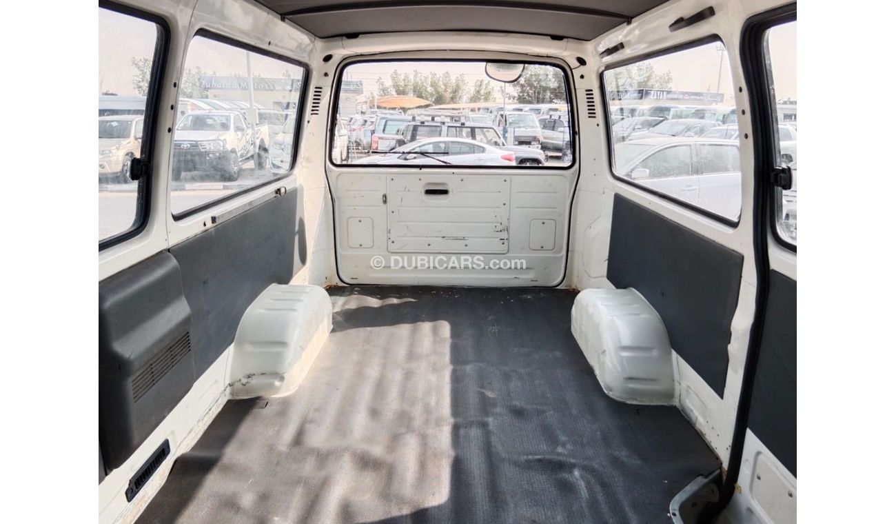 Toyota Hiace TOYOTA HIAVE VAN RIGHT HAND DRIVE (PM1309)